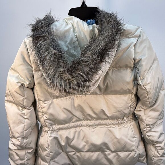 Banana Republic Women's Cream Puffer Jacket with Faux Fur Hood XS - Picture 4 of 9